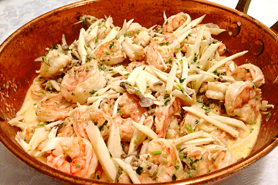 Talharim de Pupunha com Camarão e Shimeji Rigomel